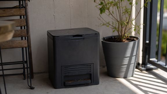 Avis sur les récupérateurs de composteurs de balcon : solution pour petits espaces ?