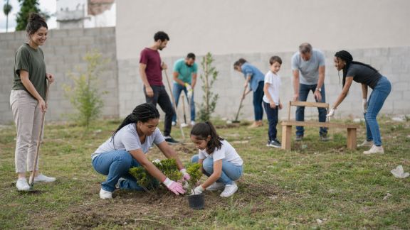 Initiatives citoyennes : transformer un terrain vague en espace communautaire