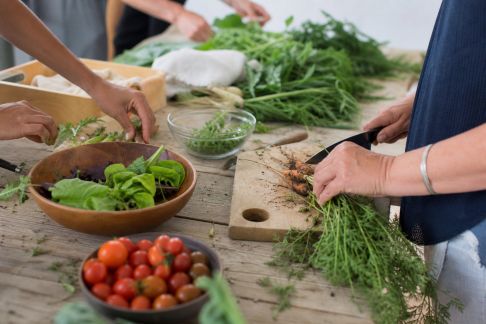 Proposer des ateliers culinaires à partir des récoltes du potager partagé