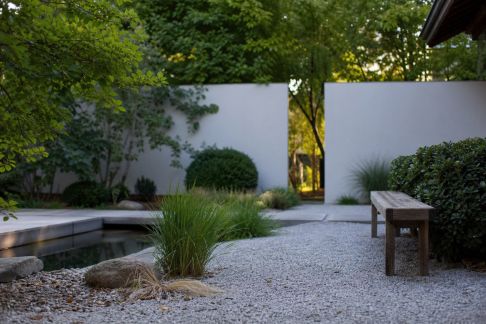 L’art du jardin minimaliste : inspirations et réalisations pour un espace épuré