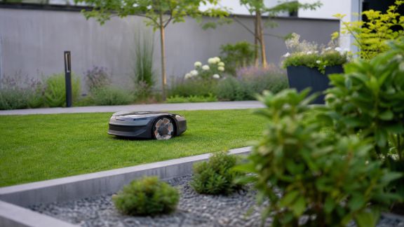 Intelligence artificielle : comment elle s’invite dans l’entretien du jardin